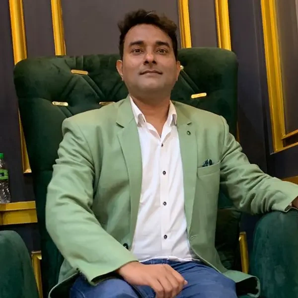 Vinay Kumar CEO of Battersea Web Expert